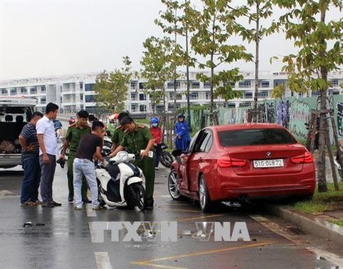 Thành phố Hồ Chí Minh: Ô tô đâm xe máy, khiến nạn nhân tử vong tại chỗ