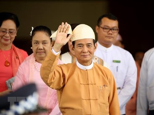 缅甸总统敦促推进国内改革进程