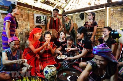 Đi Sim – nét văn hóa đẹp của người Tà Ôi, Quảng Trị