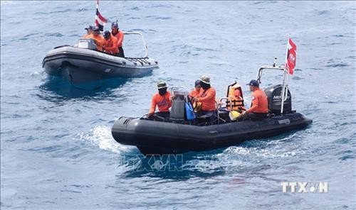 泰国官方已确认在普吉岛倾覆的“凤凰”游船游客数量