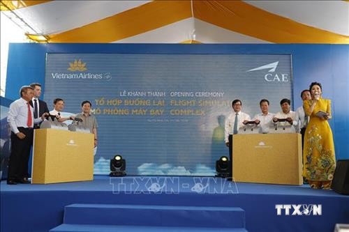 越南首个飞机驾驶仿真训练系统投入运营