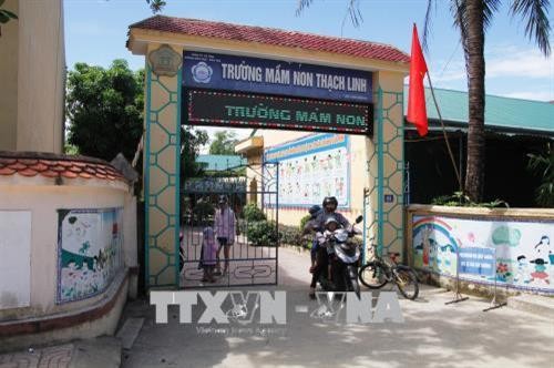 Hơn 1.200 trẻ ở Hà Tĩnh chưa được đến trường do thiếu giáo viên và lớp học