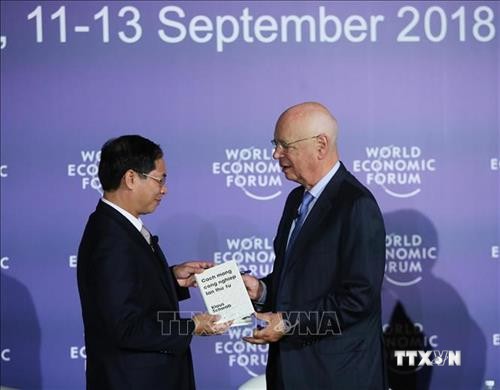 WEF-ASEAN 2018：《第四次工业革命》越南语版问世