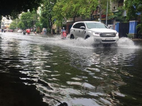 Thành phố Hồ Chí Minh: Huy động 3 máy bơm phòng, chống ngập nước dịp cao điểm mùa mưa và triều cường