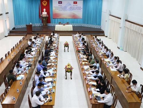 越南安江省与柬埔寨干丹省加强多领域合作