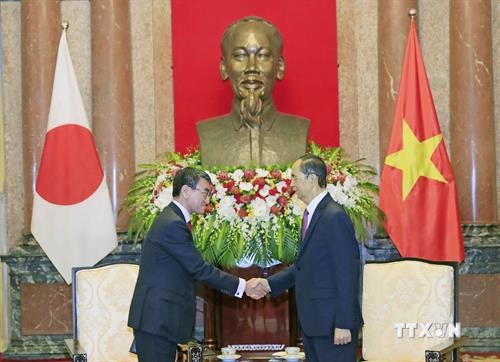 越南国家主席陈大光会见日本外务大臣河野太郎