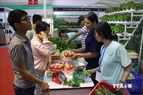 Khai mạc Hội chợ triển lãm công nghệ nuôi trồng, chế biến nông, lâm, thủy sản Thành phố Hồ Chí Minh
