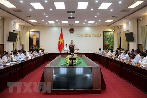 越共中央宣教部部长：平顺省应解决好引起民众不满的问题