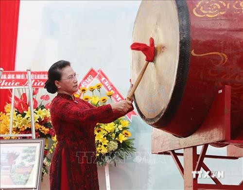 Chủ tịch Quốc hội Nguyễn Thị Kim Ngân dự Lễ khai giảng năm học mới tại Thành phố Hồ Chí Minh