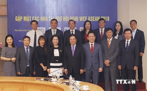 越南企业同政府携手举办2018年世界经济论坛东盟峰会