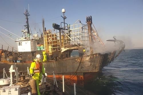 韩国渔船起火酿两名越南籍船员一死一伤 一名中国籍船员失踪