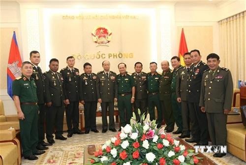 越南与柬埔寨加强防务合作关系