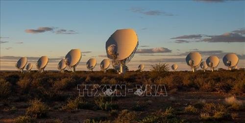 Nam Phi phê duyệt dự án xây dựng tổ hợp kính thiên văn vô tuyến lớn nhất thế giới