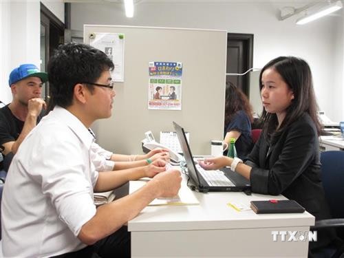 日本成立外国人咨询服务中心 提供采用越南语的咨询服务