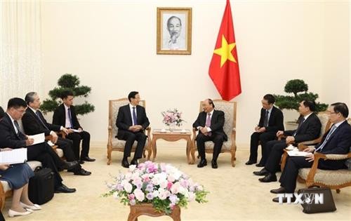 越南政府总理阮春福会见中国农业农村部部长韩长赋
