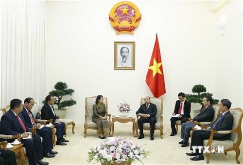 越南政府总理阮春福会见柬埔寨副首相梅森安