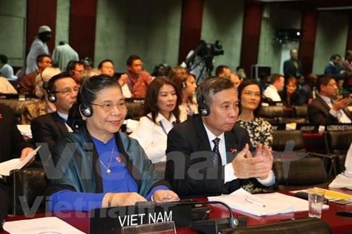 越南国会常务副主席丛氏放出席第141届各国议会联盟大会闭幕式