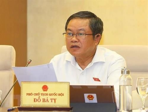 越南国会副主席杜伯巳对西班牙进行工作访问