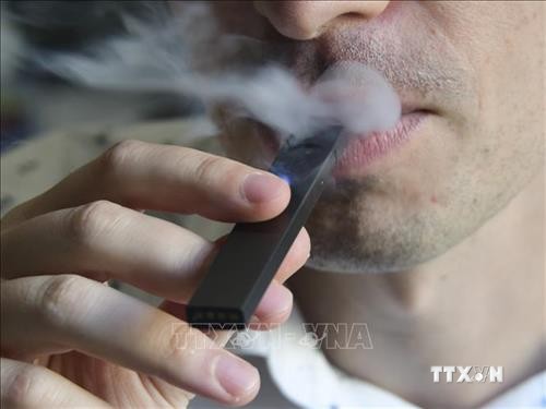 Tìm hiểu nguyên nhân mắc bệnh phổi ở người hút thuốc lá điện tử