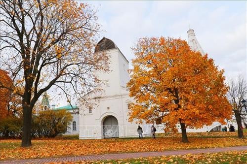 Nga: Rực rỡ mùa thu vàng Kolomensk