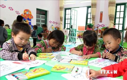 Lạng Sơn tăng cường dạy tiếng Việt cho trẻ mẫu giáo người dân tộc thiểu số