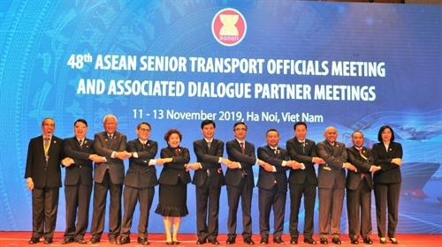 第25届东盟交通运输部长级会议：强化东盟与各对话伙伴国的交通运输合作
