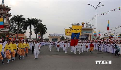三期普渡大道宏开95周年纪念大典在西宁省举行