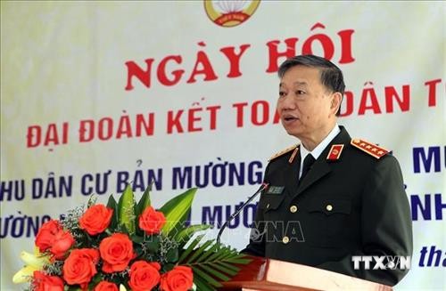 Đại tướng Tô Lâm dự Ngày hội Đại đoàn kết toàn dân tộc ở Điện Biên