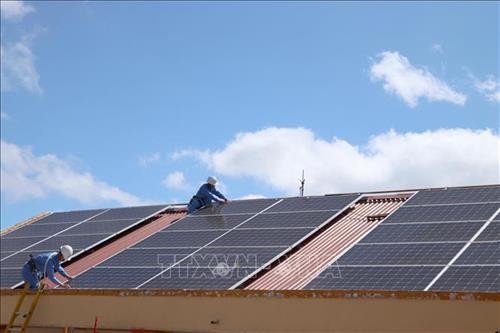 Khánh thành công trình điện mặt trời cho trường Tiểu học Nguyễn Văn Trỗi ở Đắk Nông