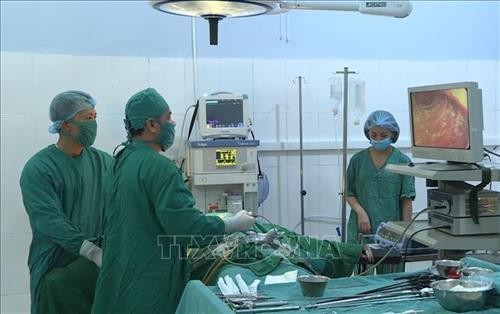 Sơn La: Áp dụng thành công kỹ thuật mổ nội soi tuyến giáp tại bệnh viện tuyến huyện