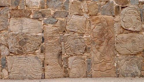 Hé lộ kim tự tháp 5.000 năm tuổi tại Peru