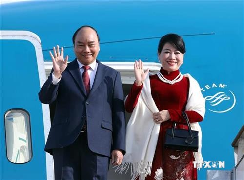 越南政府总理阮春福开始对韩国进行正式访问