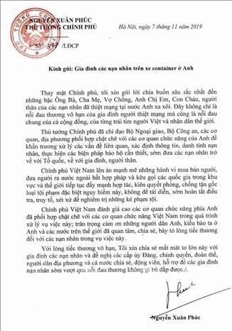 越南政府总理阮春福向英国货车藏尸案39名遇难者家属表示深切哀悼
