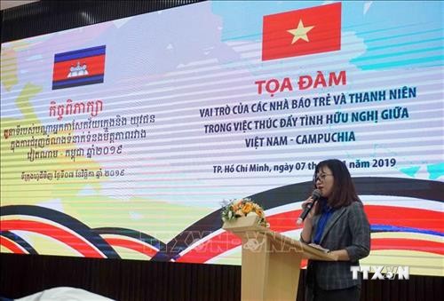 Vai trò nhà báo trẻ và thanh niên thúc đẩy tình hữu nghị Việt Nam - Campuchia