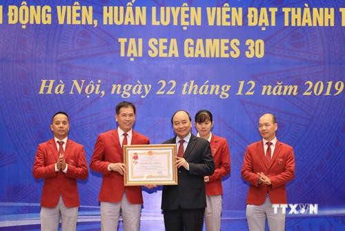 阮春福总理：越南体育为国争光