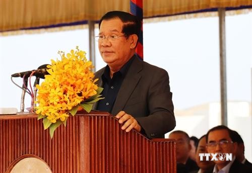 由越南援建的柬埔寨首座模范边境集市竣工 柬首相洪森出席