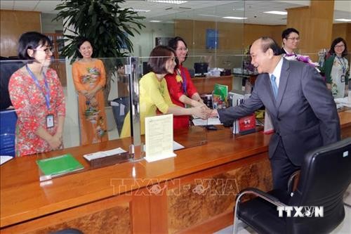 越南政府总理阮春福出席政策性银行新春交班会