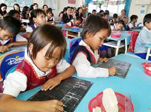 越南重视少数民族越南语教学工作