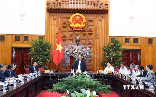 Thủ tướng Nguyễn Xuân Phúc chủ trì cuộc họp đẩy mạnh thu mua lúa gạo