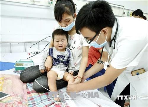 Bộ Y tế khuyến cáo người dân tiêm vắc xin cúm mùa phòng bệnh