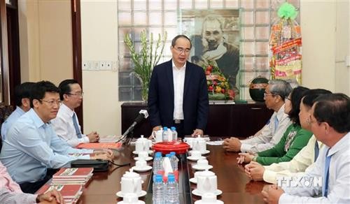 Bí thư Thành ủy Thành phố Hồ Chí Minh Nguyễn Thiện Nhân chúc Tết các quận huyện, cơ quan báo chí