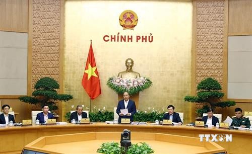 政府总理阮春福主持召开政府二月份例行会议