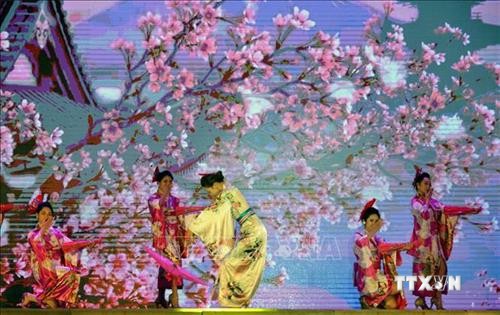 Khai mạc Lễ hội hoa Anh Đào và Mai vàng Yên Tử năm 2019