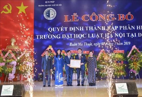 Thành lập phân hiệu Trường Đại học Luật Hà Nội tại Đắk Lắk