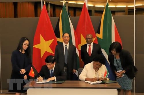 越南与南非加强友好与全面合作关系