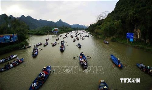 Lễ hội Chùa Hương (Hà Nội) 2019 - Đã thu hút hơn một triệu du khách