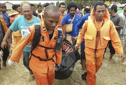  印尼因洪水和山体滑坡死亡人数已增至89人