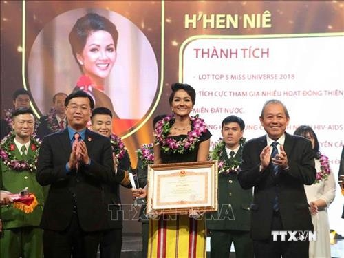 Vinh danh 10 Gương mặt trẻ Việt Nam tiêu biểu năm 2018