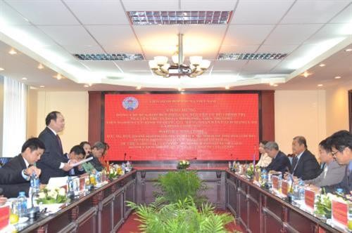 越南与老挝促进集体经济发展合作