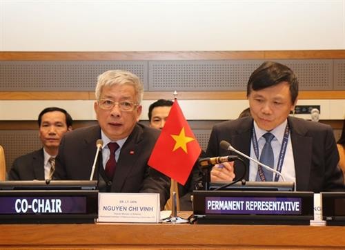  越南呼吁国际社会携手解决战争遗留问题